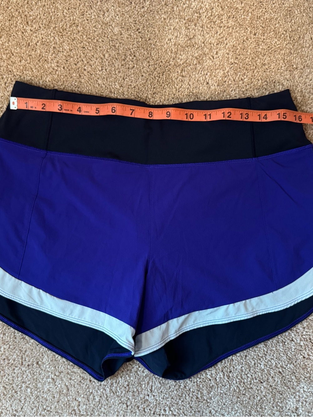 Athleta Mesh Racer Run Shorts Women's Medium Athletic Gym Outdoor Hiking Purple - Picture 5 of 9